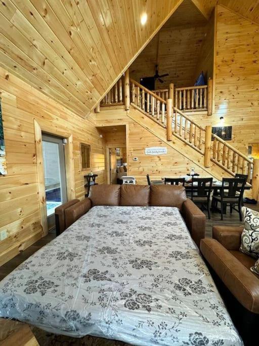 Вилла New! Indoor Pool/Ps 5/Hot Tub/Parkway Пиджен-Фордж Экстерьер фото